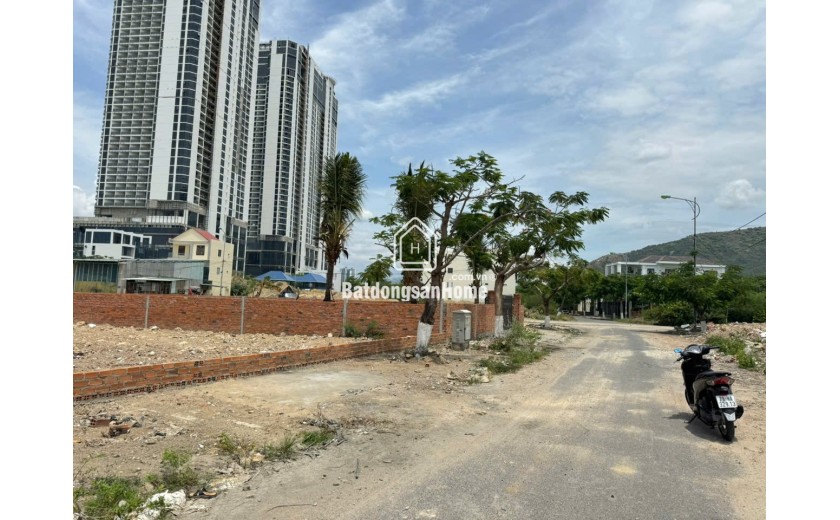 Bán Đất Biệt Thự Mặt Tiền Đường Huỳnh Văn Nghệ - Vĩnh Hoà - Bắc Nha Trang.